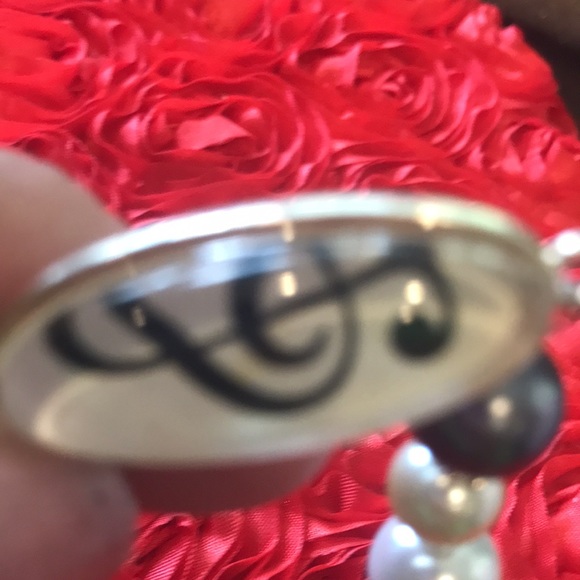 Handmade treble clef bracelet - Picture 10 of 11